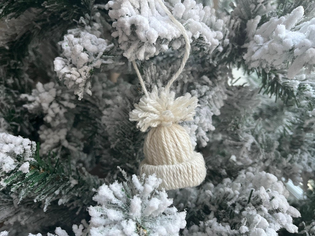 6 Piece Set Wooden Bead Christmas Tree Decorations