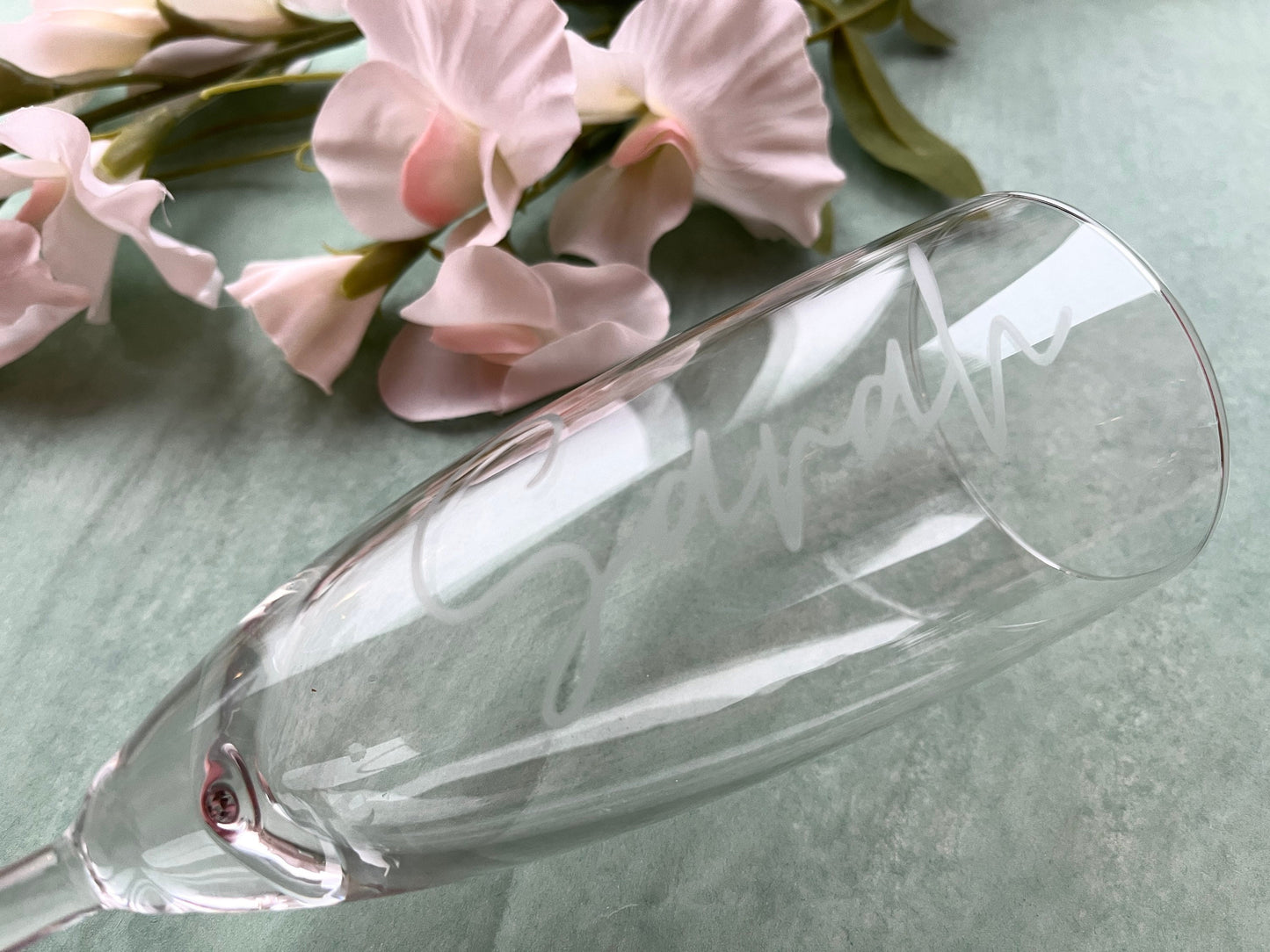 Personalised champagne flute personalised prosecco glass bridesmaid champagne glass bridal party gift special occasion champagne flute